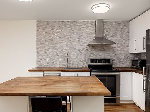 3rd image of 1266 W 13th Ave #305