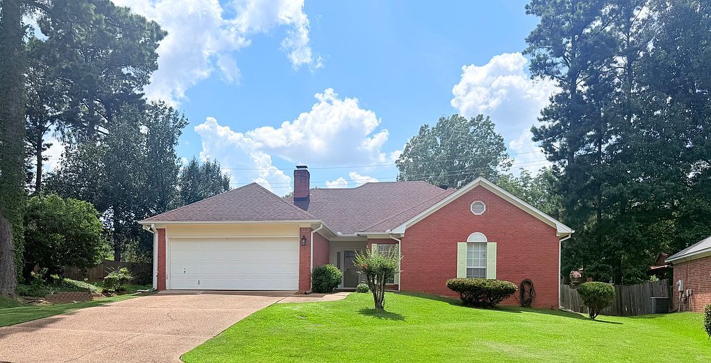 403 Autumn Creek Dr - Property Image