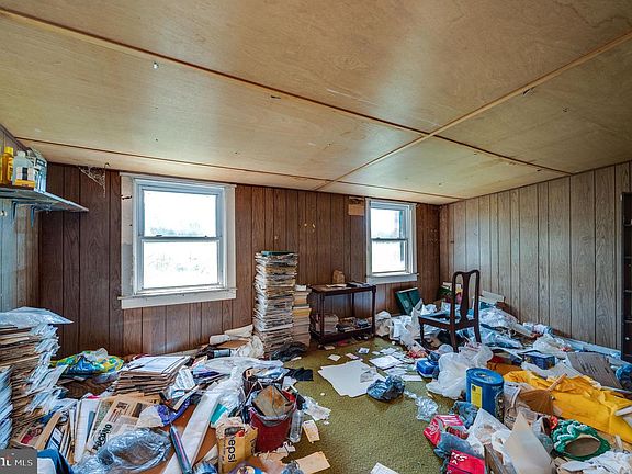 21st image of 491 Gunhart Rd