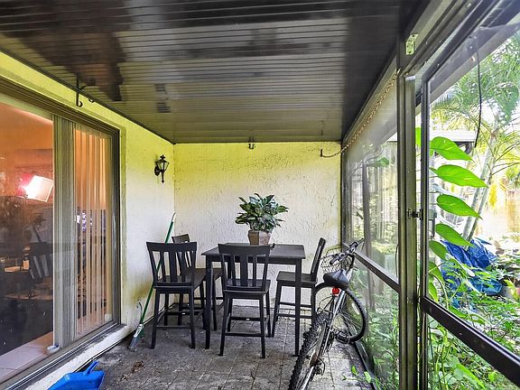 4th image of 3254 N PINE ISLAND Road