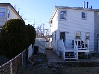 2nd image of 164 Manila Ave