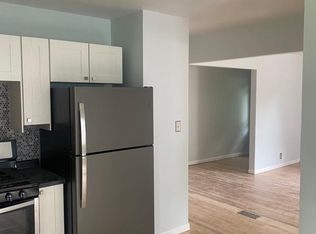 11241 N Wauwatosa Rd, Mequon, WI 53097