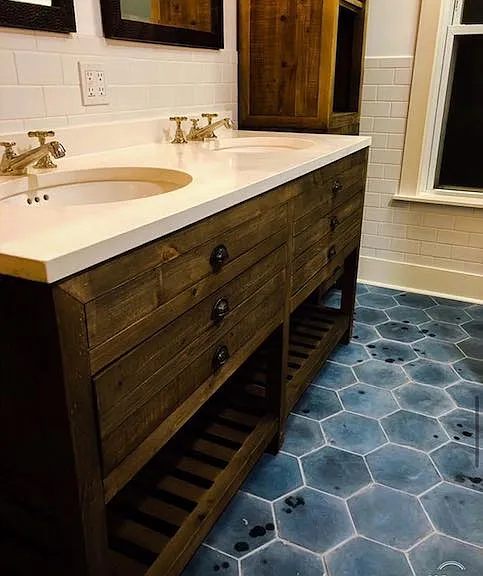 Upstairs Bathroom