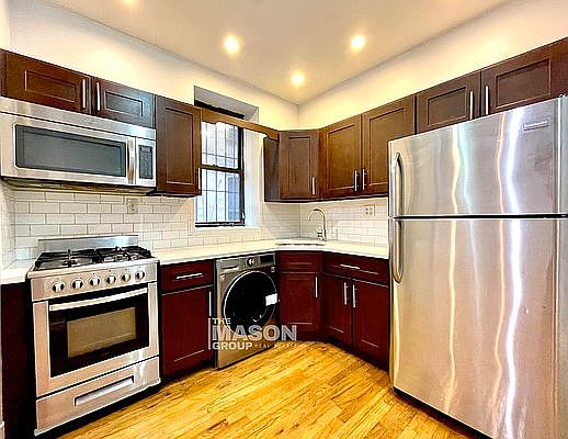 1st image of 706 Amsterdam Ave #1S