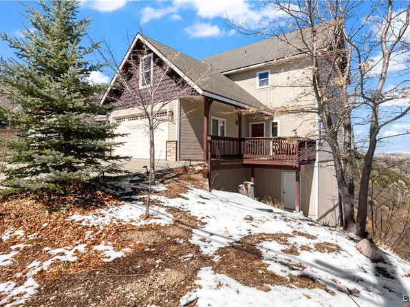 949 Trinity Dr, Lake Arrowhead, CA 92352