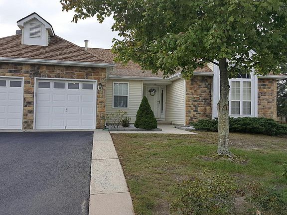 2nd image of 6 Corfu Ct