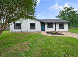 950 Faircrest Dr, Fairfield, TX