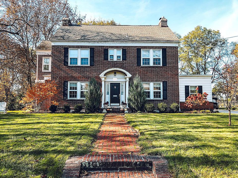 1st image of 55 Sunset Ln