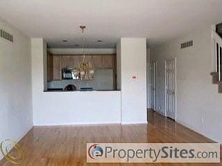 5th image of 53716 Newberry Dr