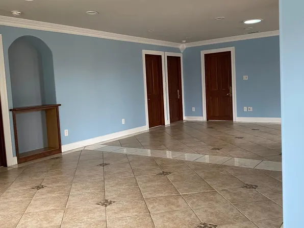 4541 Saint Elmo Dr, Los Angeles, CA 90019