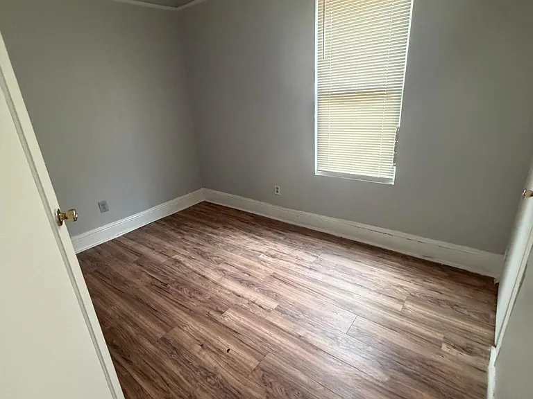 138 S 10th St #2 — Photo 6