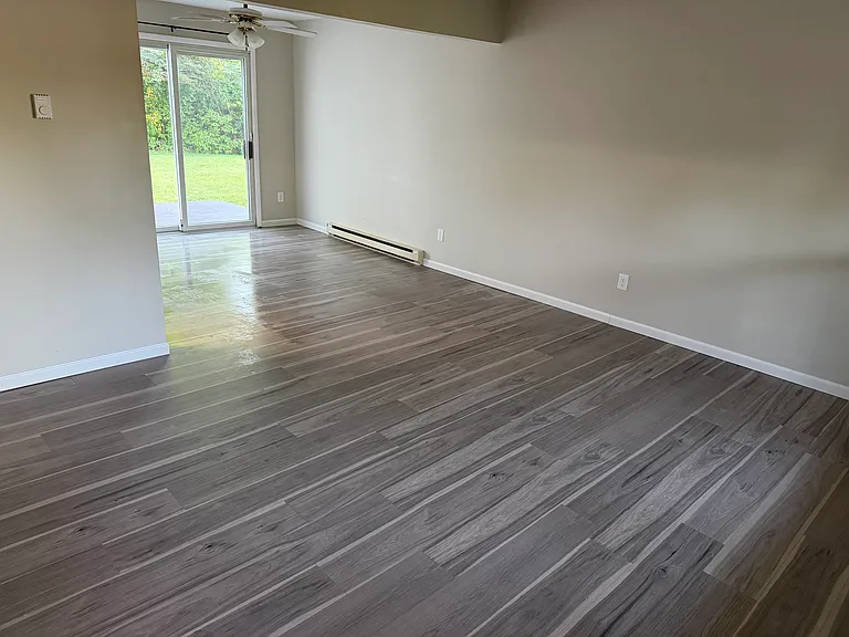 19 Hanover Dr — Photo 2