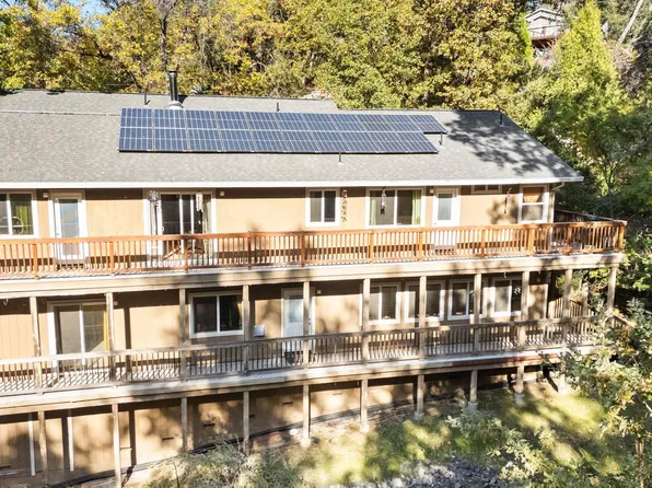 16512 S Creekside Dr, Sonora, CA 95370