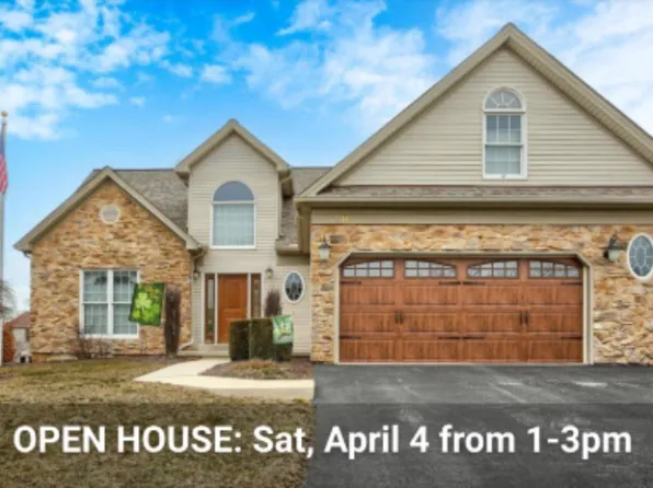 216 Fox Grove Pl, Hummelstown, PA 17036