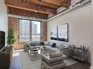 1323 S Michigan Ave #403, Chicago, IL 60605