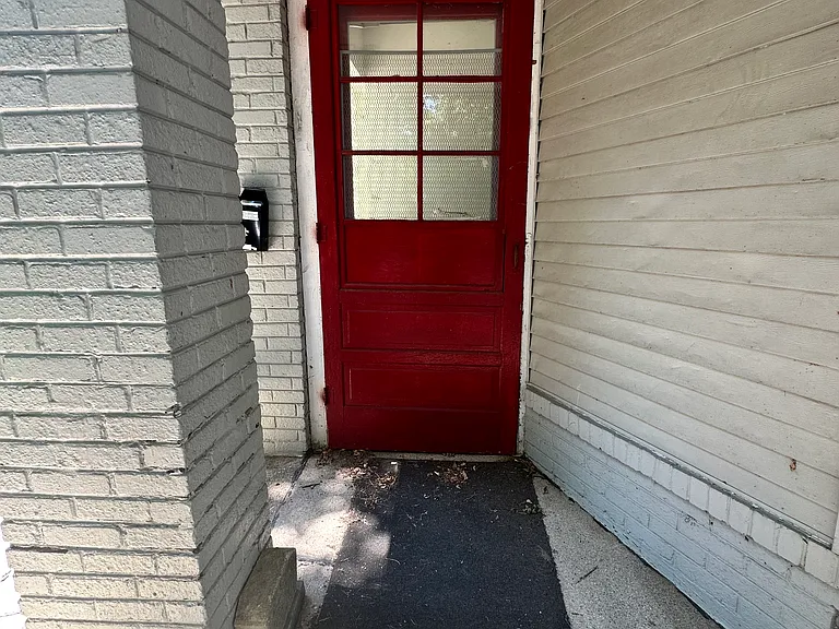 3369 N Bartlett Ave — Photo 2