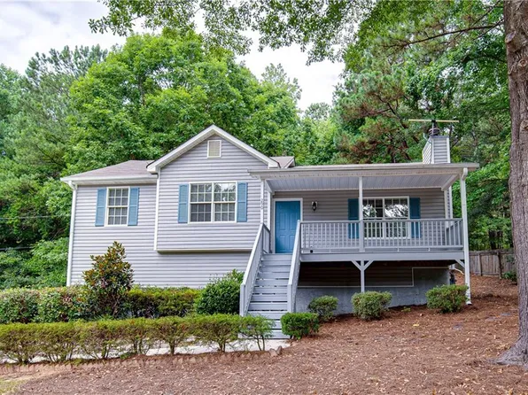 290 Kathy Ct, Douglasville, GA 30134