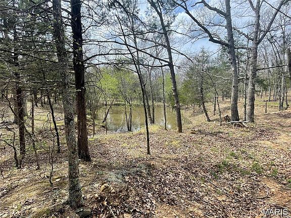 4th image of 625 Pond Run Rd
