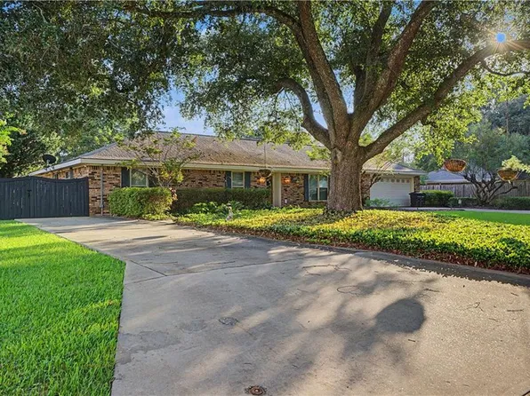 1908 Choctaw Dr, Alexandria, LA 71301
