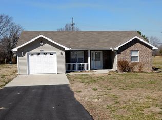 14031 E No Horse Rd, Nevada, MO 64772