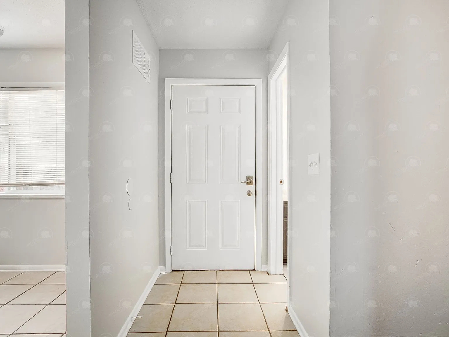 3303 Bridge Manor Drive — Photo 4