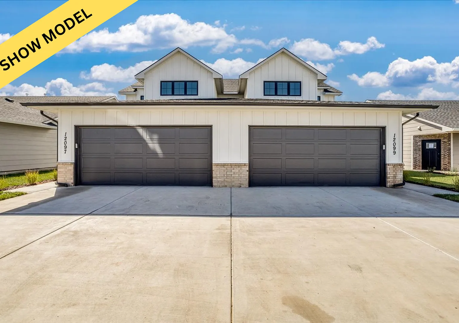 Fox Creek-Maggie Plan Model (Not For Rent) — Photo 1