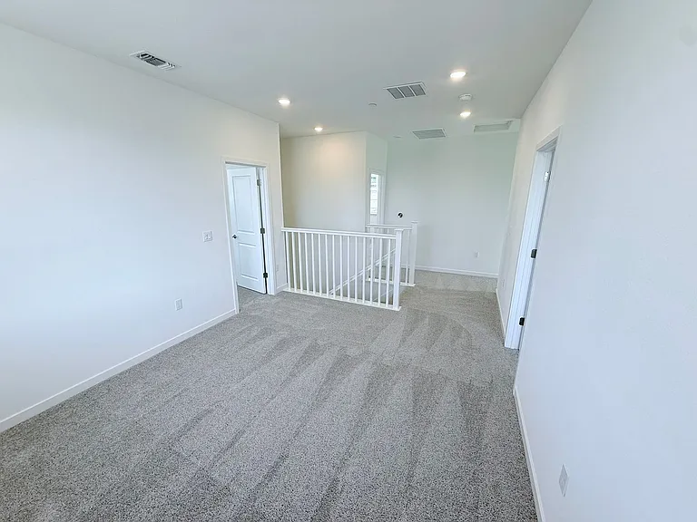 338 E Beatrice Ave — Photo 11