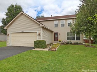 1256 E Essex Ct, Round Lake Beach, IL
