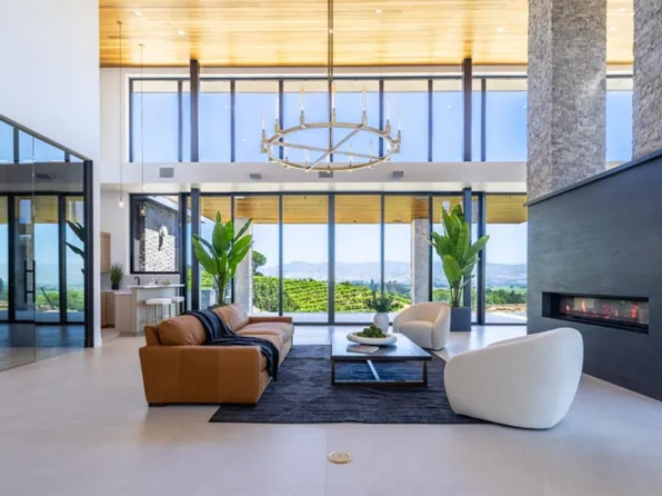 3315 Dry Creek Road, Napa, CA 94558