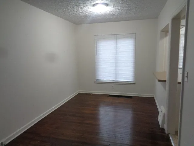 3454 Kimberly Ave — Photo 5
