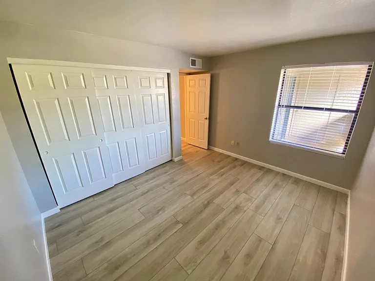1402 E Guadalupe Rd #225 — Photo 15