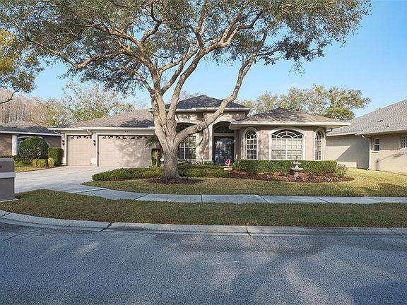 2nd image of 909 Wyngate Ct