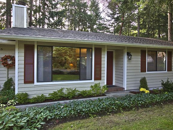 2nd image of 3816 102nd Street Ct