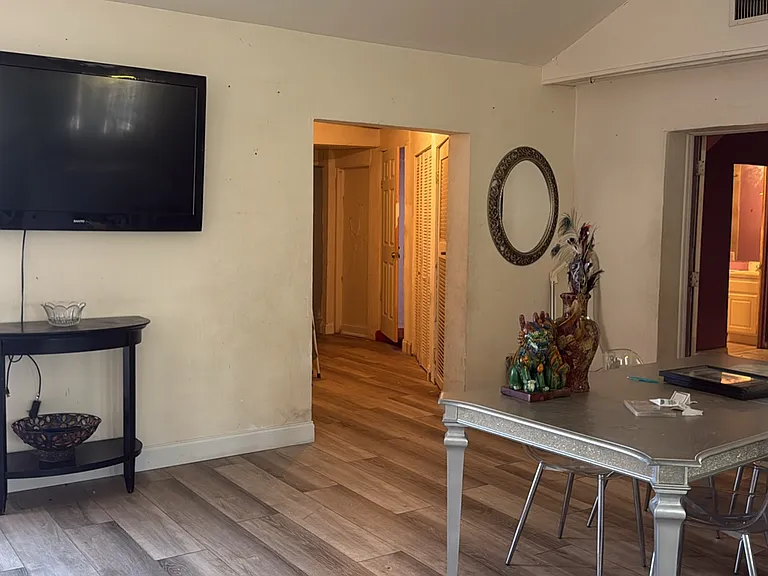 4612 W Ballast Point Blvd — Photo 5