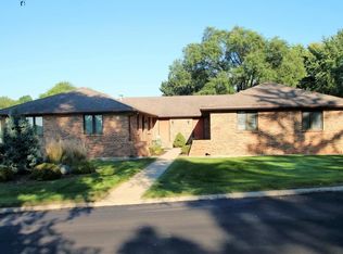 225 Alder Ave, Rockford, IL 61107