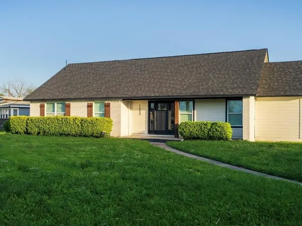 1402 Bayou Shore Dr, Galveston, TX 77551
