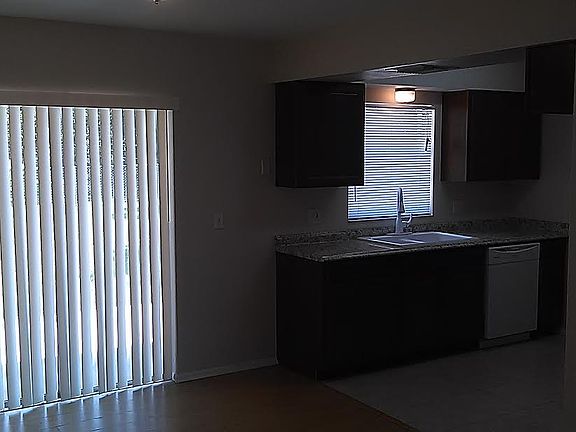 4th image of 776 Gainsboro St