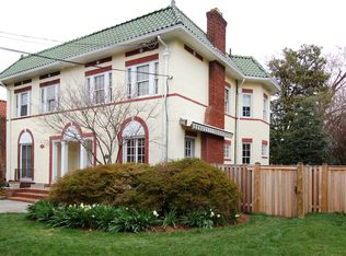 4217 39th St NW, Washington, DC 20016