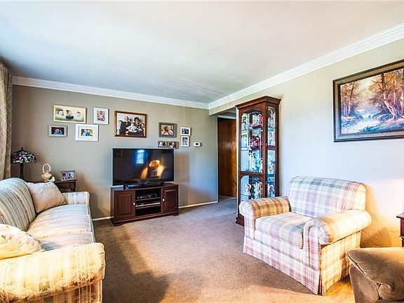 5th image of 5162 Leona Dr