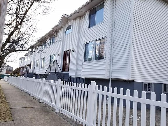 3rd image of 43 Boundary Ave