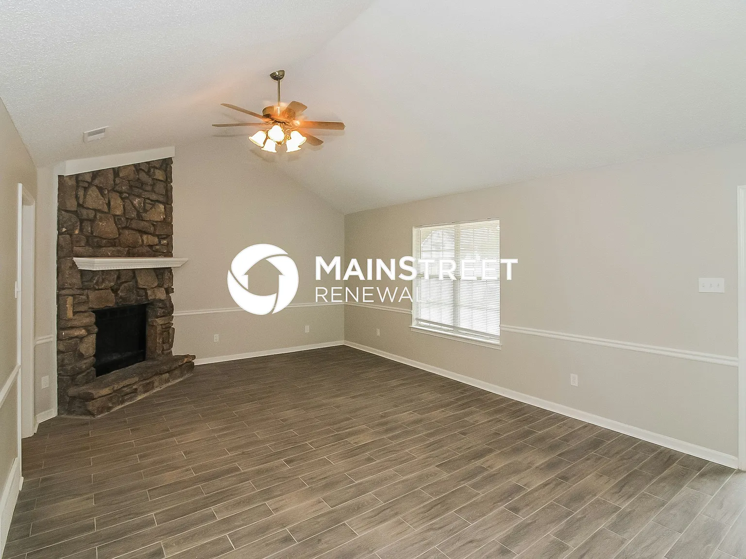 6047 Cottage Hill Dr — Photo 2