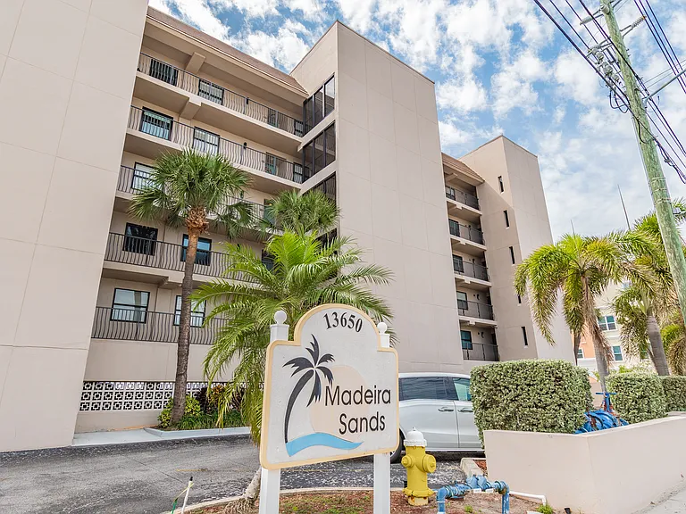 13650 Gulf Blvd #402 — Photo 32