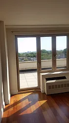 Rented by Niko International Brokerage