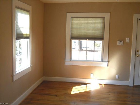 5th image of 19 Whites Ln