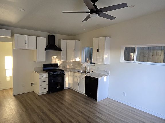 4th image of 336 Eddie Dr