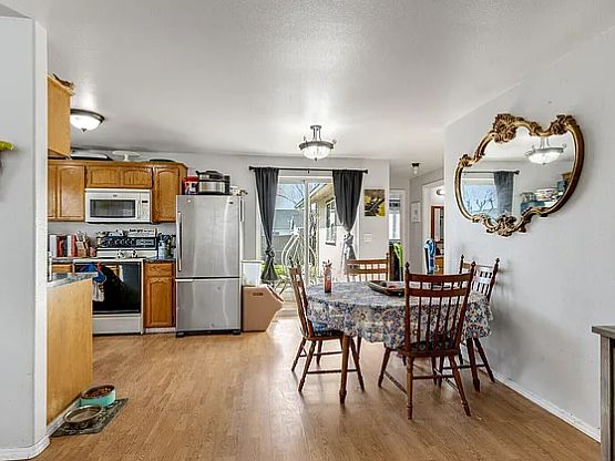 3rd image of 1067 Havenwood Dr