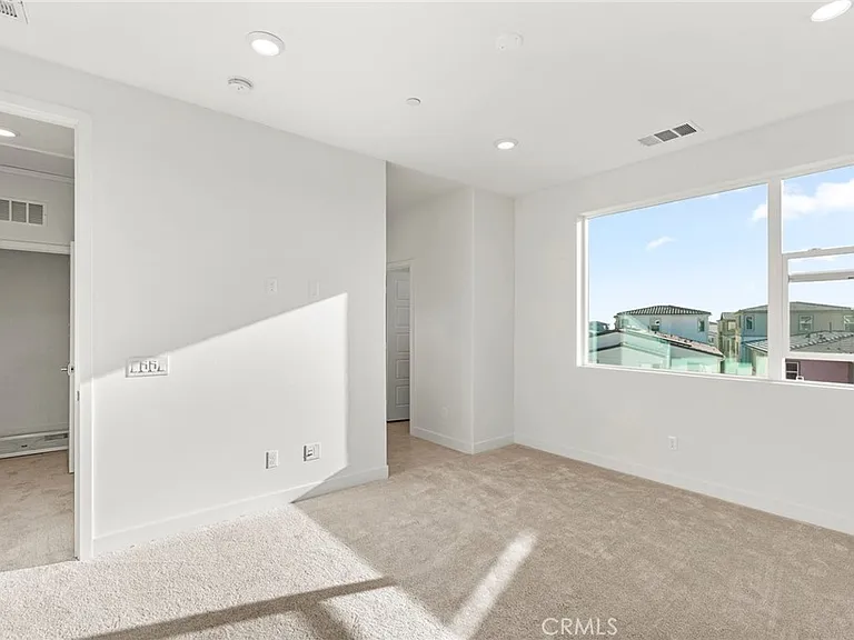 234 Siena — Photo 14