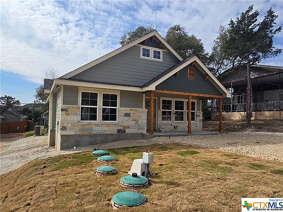 2nd image of 1297 Roadrunner Ln