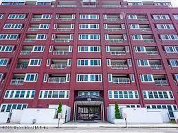 80 Bay Street Lndg APT 4L, Staten Island, NY 10301