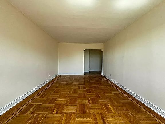 4th image of 61-61 Woodhaven Blvd #6J